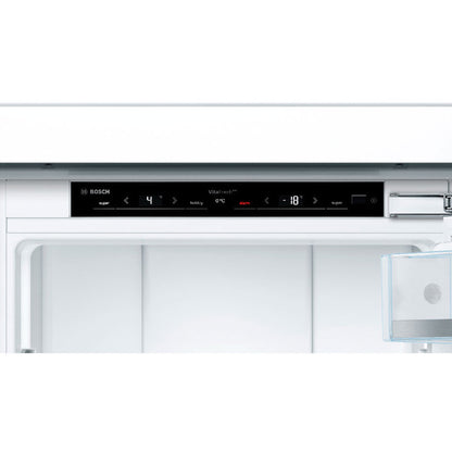 ХЛАДИЛНИК BOSCH KIF86PFE0